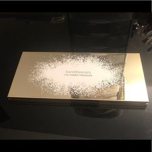 NEW Bare minerals the hidden treasure
